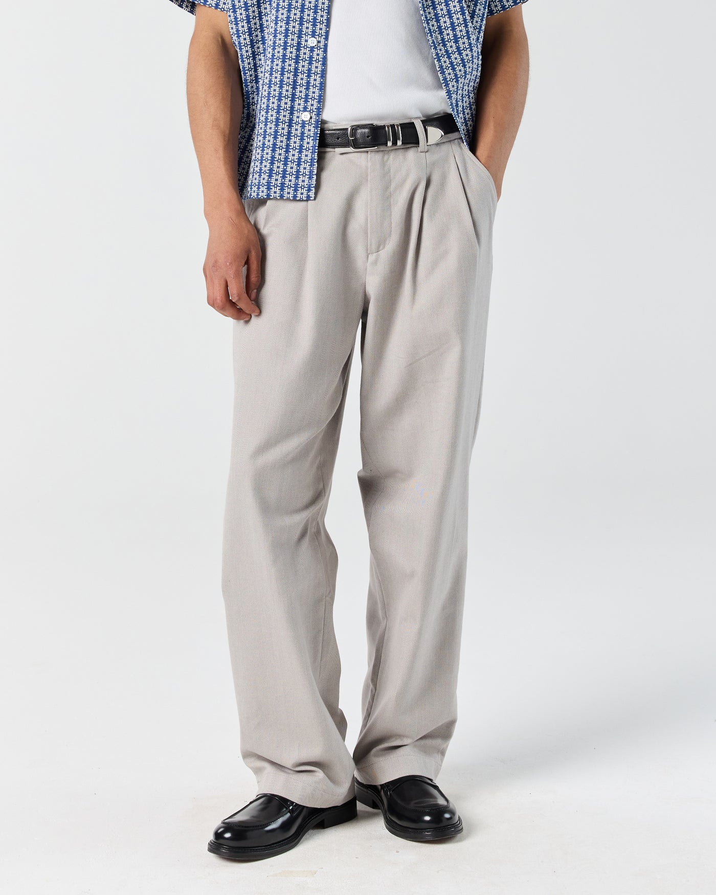 パンツ RONNING Everyday Pleated Pant Stone 30L CITYPANTSTONEECOM2_grande.jpg?